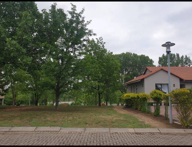 635M² VACANT LAND FOR SALE IN WILLOW CREEK RIVERFRONT RESIDENTIAL ESTATE